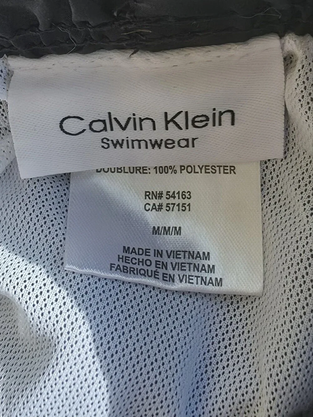 Calvin Klein Men’s Black Logo Swim Trunks Board Shorts Size Medium NWT